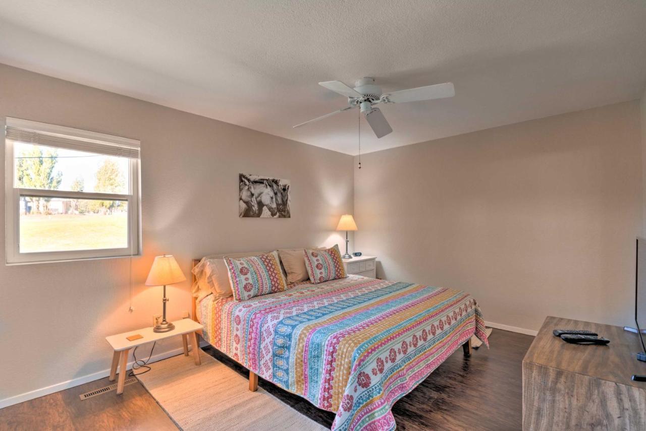 Bright Ruidoso Condo With Deck And Golf Course Views! エクステリア 写真